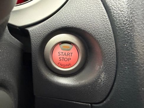 Used 2015 Nissan Juke SL image 48