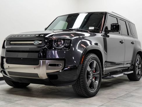Used 2024 Land Rover Defender 110 X AWD/4WD image 7