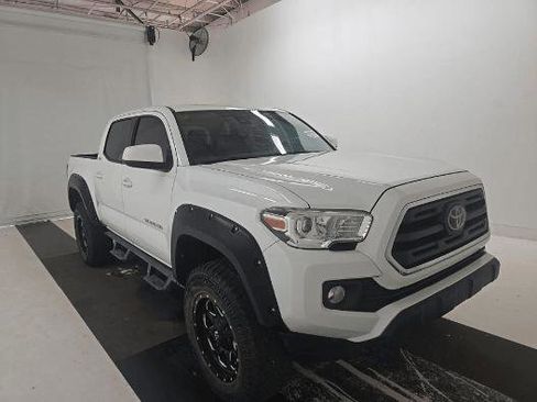 Used 2019 Toyota Tacoma SR5 image 3