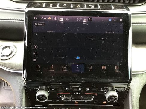 Used 2021 Jeep Grand Cherokee L Overland w/ Luxury Tech Group IV AWD/4WD image 10