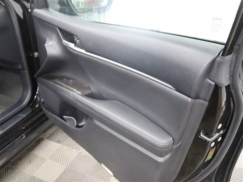 Used 2022 Toyota Camry XLE AWD/4WD image 29