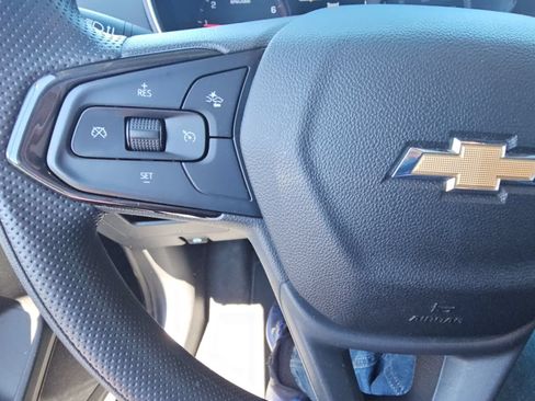 Used 2023 Chevrolet TrailBlazer LT AWD/4WD image 11