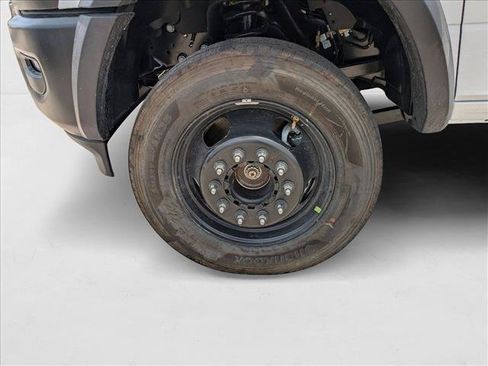 New 2025 RAM 5500 Tradesman AWD/4WD image 11