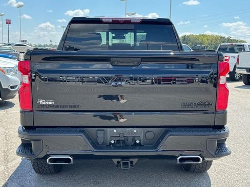 Used 2024 Chevrolet Silverado 1500 High Country AWD/4WD image 4