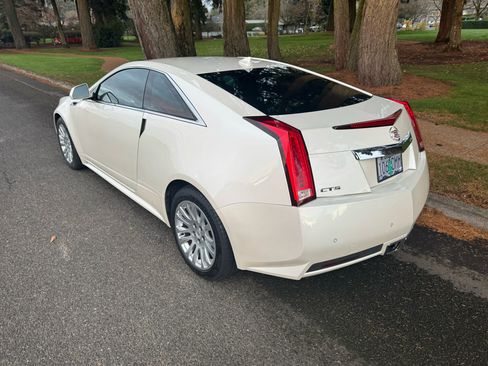 Used 2012 Cadillac CTS Coupe image 3