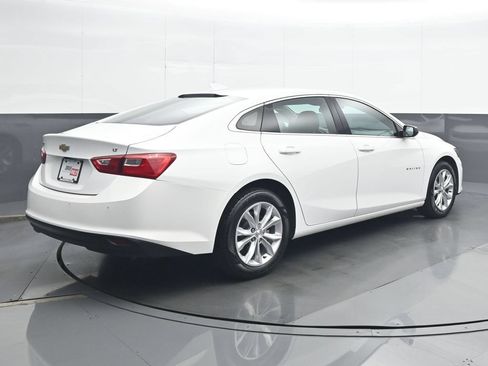 Used 2025 Chevrolet Malibu LT FWD image 6