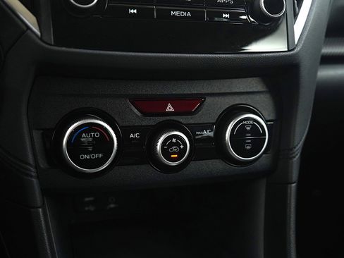 Used 2022 Subaru Crosstrek 2.0i image 22