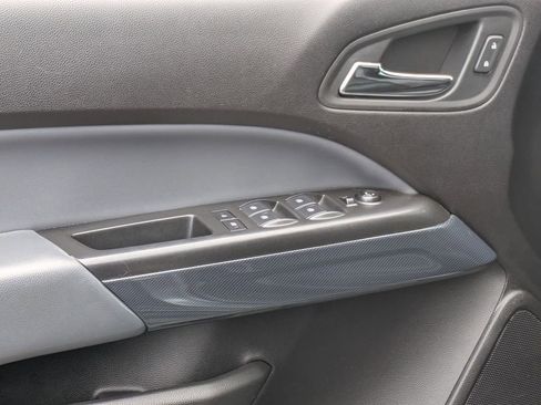 Used 2019 Chevrolet Colorado Z71 image 10