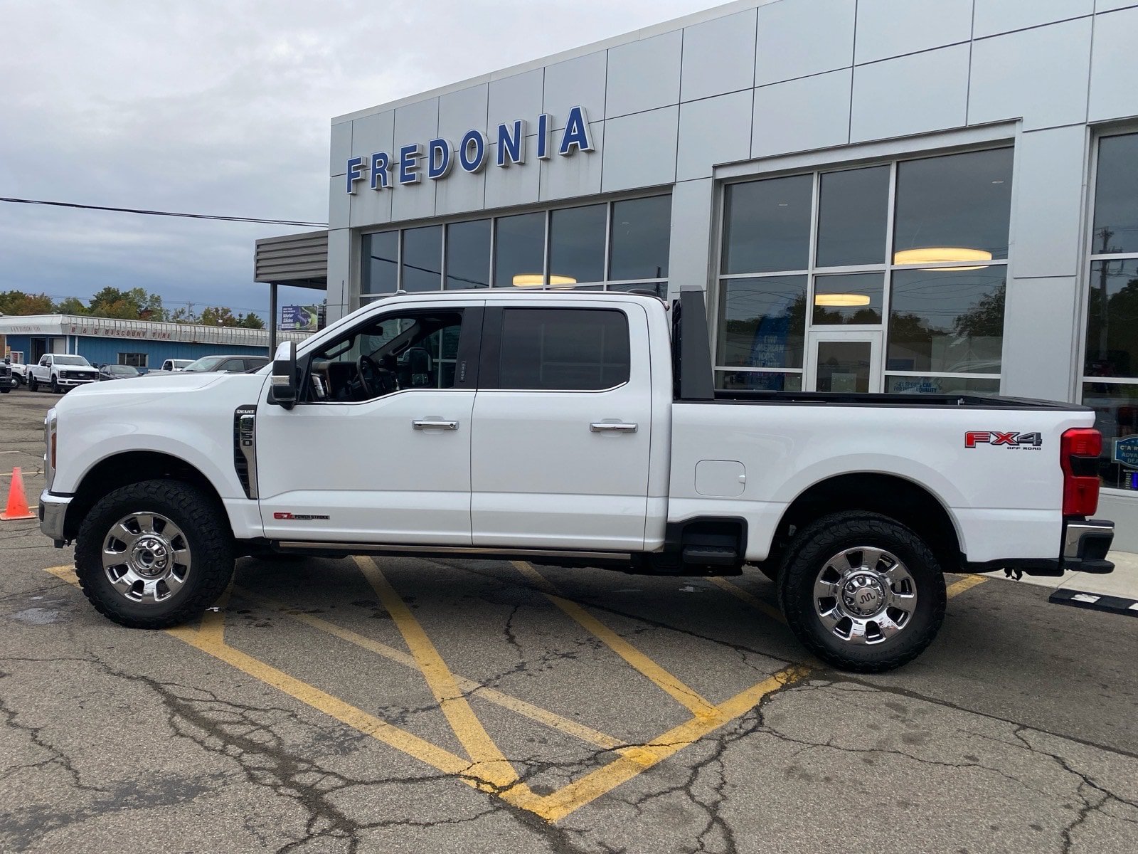 Used 2024 Ford F350 King Ranch w/ Chrome Package AWD/4WD image 3