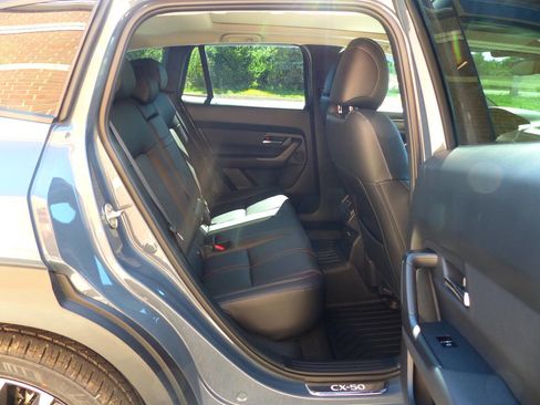 Used 2023 MAZDA CX-50 AWD 2.5 S w/ Accent Package image 42