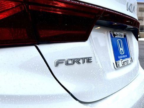 Used 2023 Kia Forte LXS image 12