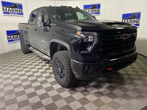 Certified 2025 Chevrolet Silverado 2500 ZR2 w/ Technology Package image 1