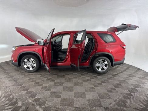 Certified 2024 Honda Pilot EX-L image 12