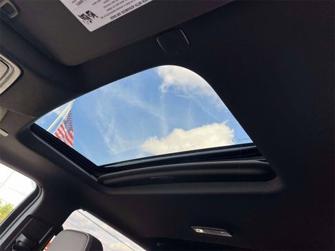 New 2026 GMC Sierra 2500 Denali w/ Denali Reserve Package image 32