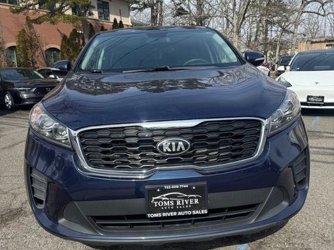 Used 2019 Kia Sorento LX image 8