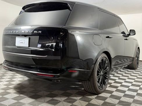 Used 2025 Land Rover Range Rover Long Wheelbase SE image 9