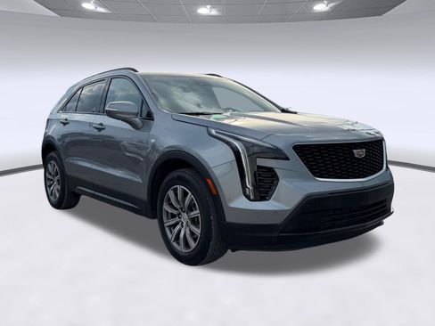 Certified 2023 Cadillac XT4 Sport FWD image 7