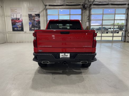 Used 2024 Chevrolet Silverado 1500 Custom Trail Boss AWD/4WD image 7