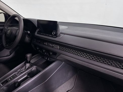 Used 2023 Honda Accord EX image 45