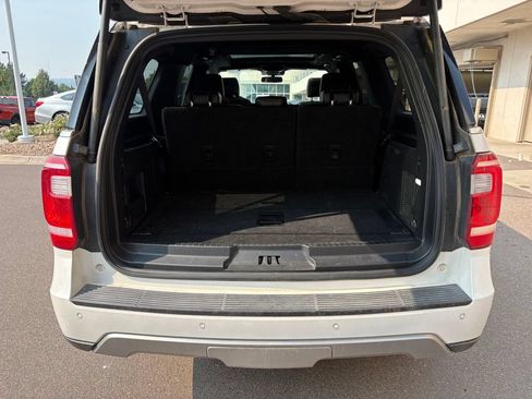 Used 2019 Ford Expedition Max XLT w/ Equipment Group 202A AWD/4WD image 27