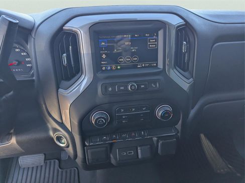 Used 2022 Chevrolet Silverado 1500 Custom image 15