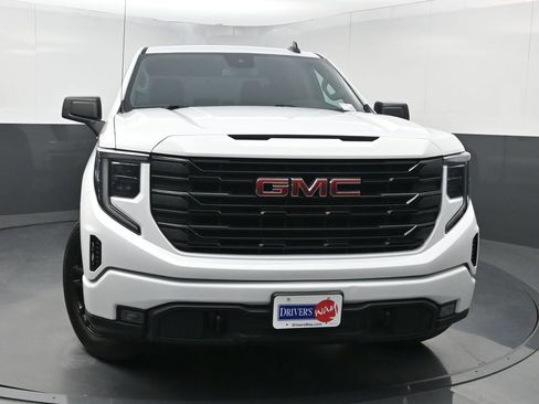 Used 2024 GMC Sierra 1500 Elevation w/ X31 Off-Road Package AWD/4WD image 38