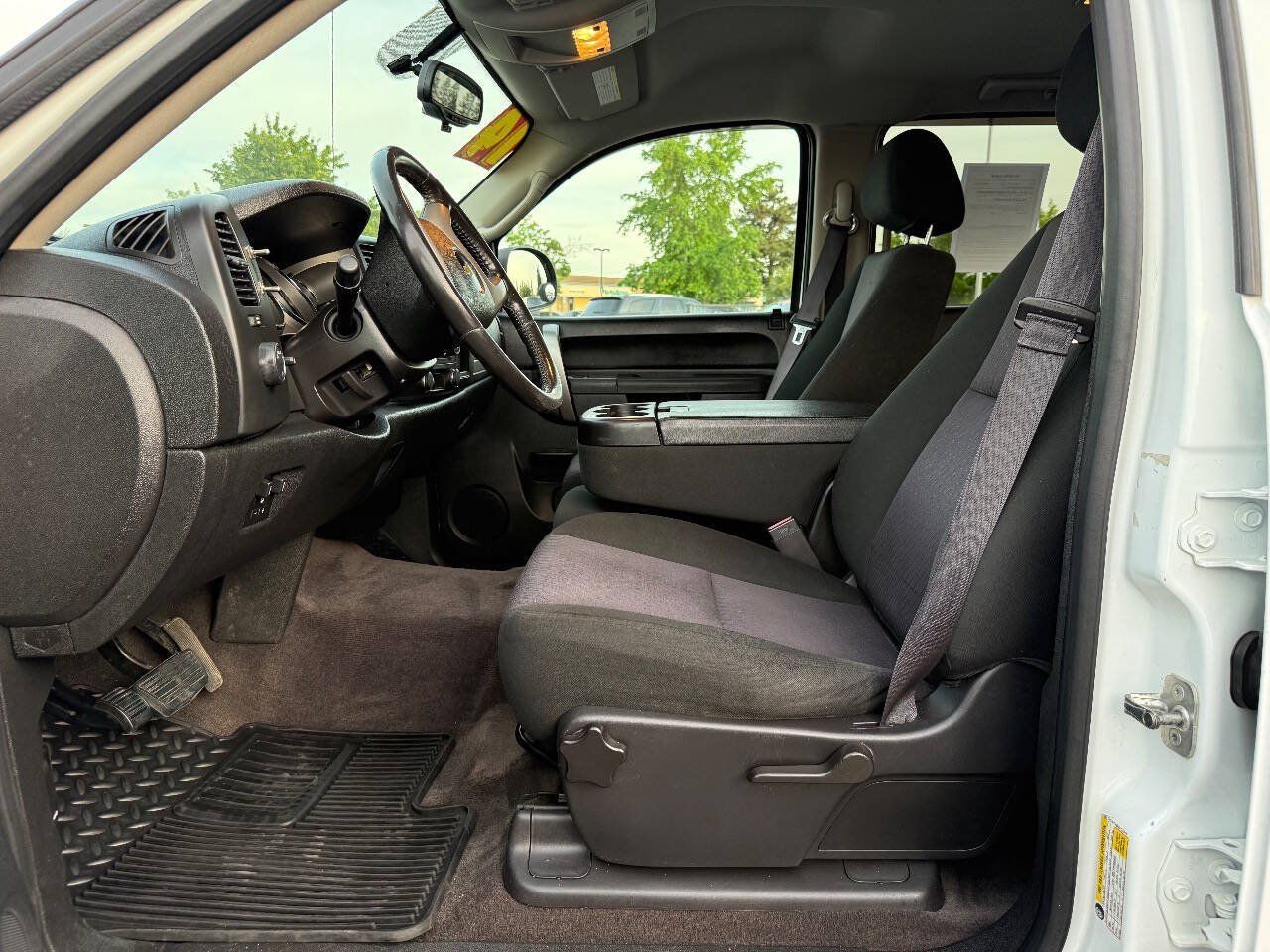 Used 2014 Chevrolet Silverado 2500 LT AWD/4WD image 7