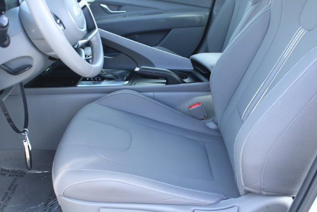 Used 2026 Hyundai Elantra Sport w/ Cargo Package FWD image 27