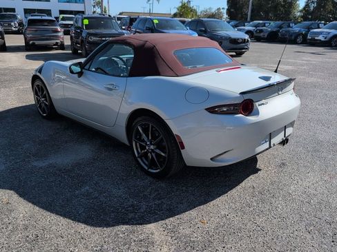 Used 2018 MAZDA MX-5 Miata Grand Touring image 5