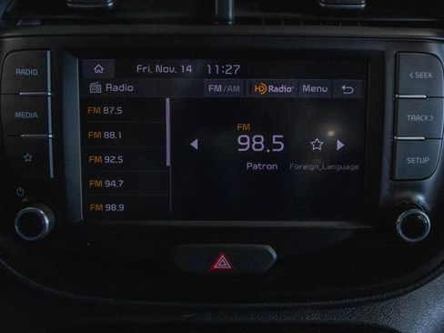 Used 2023 Kia Soul LX image 8