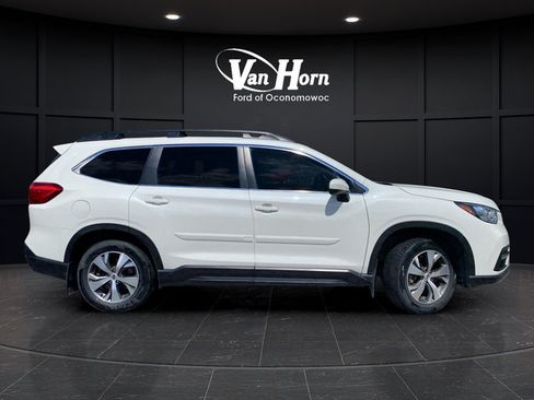 Used 2022 Subaru Ascent Premium w/ Convenience Package AWD/4WD image 8