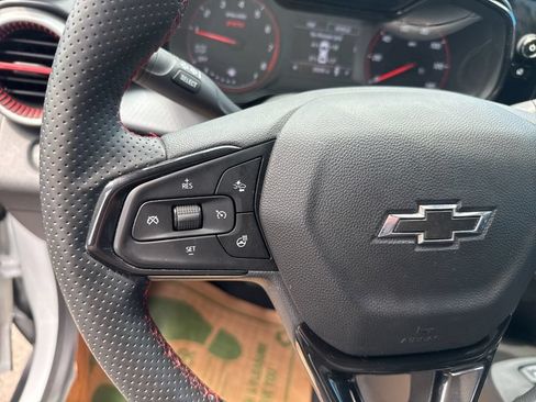 Used 2024 Chevrolet Trax RS w/ Driver Confidence Package FWD image 23