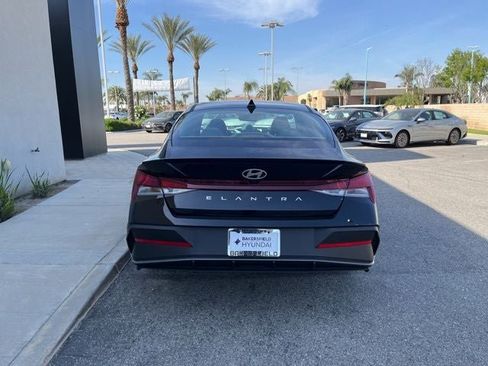 New 2026 Hyundai Elantra Sport image 25