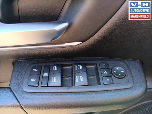 Used 2023 RAM 1500 Big Horn AWD/4WD image 14
