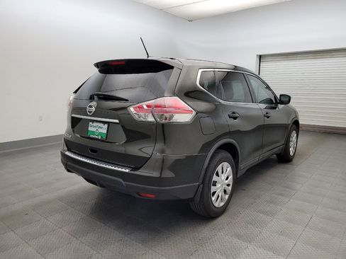 Used 2016 Nissan Rogue S w/ S Family Package FWD image 9