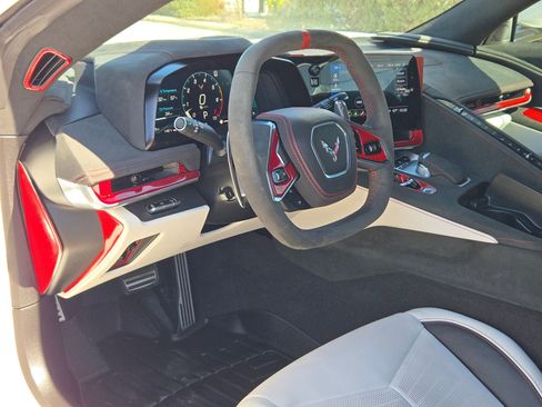 Used 2023 Chevrolet Corvette 3LT w/ Z51 Performance Package image 11