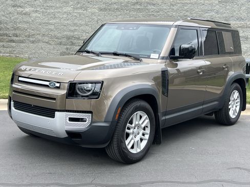 Used 2023 Land Rover Defender 110 SE AWD/4WD image 1