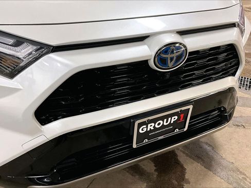 Used 2024 Toyota RAV4 XSE w/ Advanced Technology Package image 29