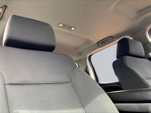Used 2018 Chevrolet Silverado 1500 LT w/ Texas Edition AWD/4WD image 14
