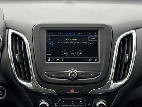 Used 2019 Chevrolet Equinox LT image 3