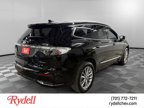 Used 2024 Buick Enclave Avenir w/ Avenir Technology Package AWD/4WD image 5