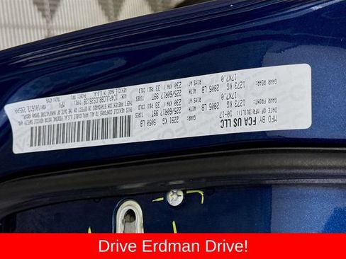 Used 2018 Jeep Cherokee Latitude FWD image 31