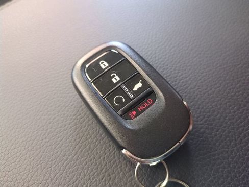 Used 2023 Honda Pilot EX-L image 39
