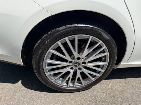 Used 2020 Mercedes-Benz CLA 250 4MATIC image 40
