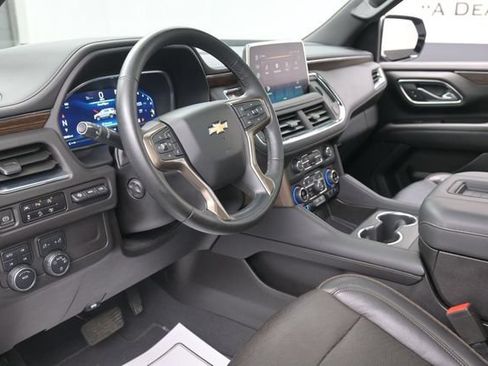 Used 2023 Chevrolet Tahoe High Country w/ Premium Package 2 AWD/4WD image 14