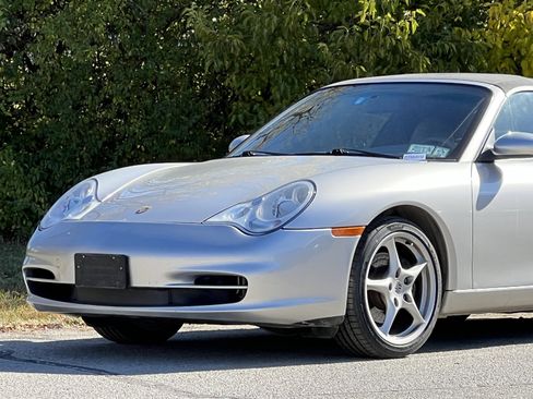 Used 2002 Porsche 911 Carrera image 11