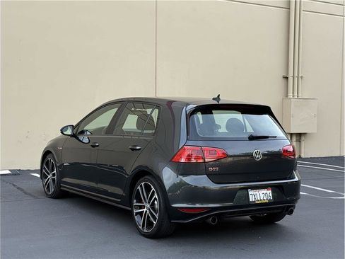 Used 2017 Volkswagen GTI S image 4