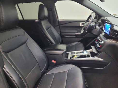 Used 2020 Ford Explorer Limited image 21