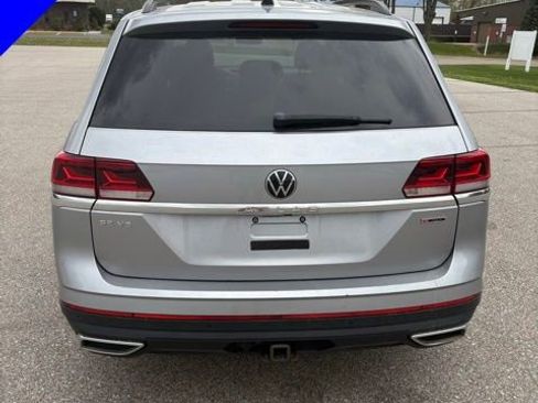 Used 2021 Volkswagen Atlas SE w/ Towing Package AWD/4WD image 5