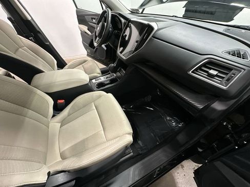 Used 2023 Subaru Ascent Premium w/ Convenience Package image 20
